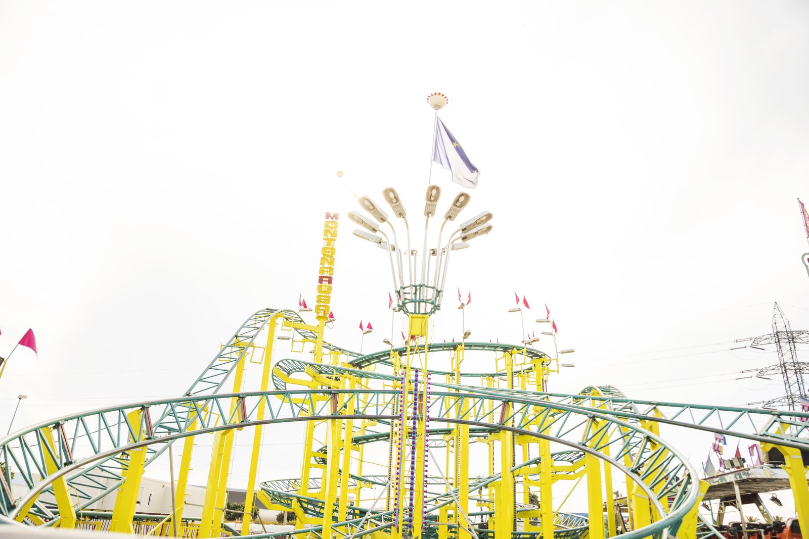 Limo Party Bus to Six Flags